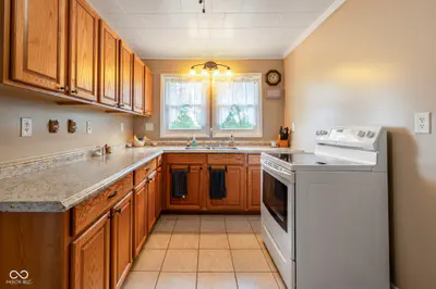 645 County Road 600, Orleans - 12