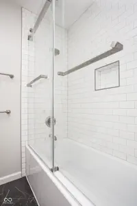 10461 Woodlawn Drive, Carmel - 35