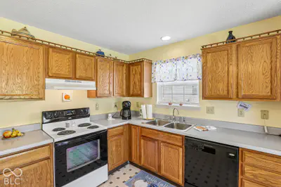 320 E Quail Wood Lane, Westfield - 15