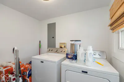 8821 Sugar Creek Avenue, Colfax - 31