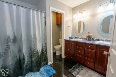 2230 Roaming Hills Drive, Richmond - 26