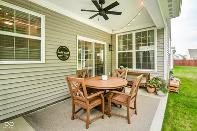 6768 Keepsake Drive, Whitestown - 37