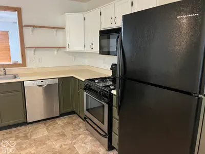 1052 Halifax Lane, Indianapolis - 8
