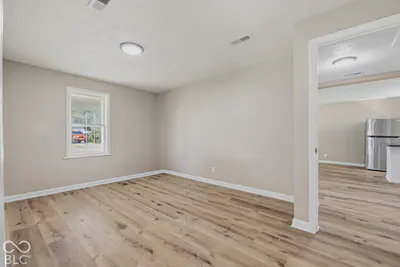 1033 E Third Street, Greenfield - 15