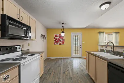 6341 Falcon Pointe Lane, Indianapolis - 8