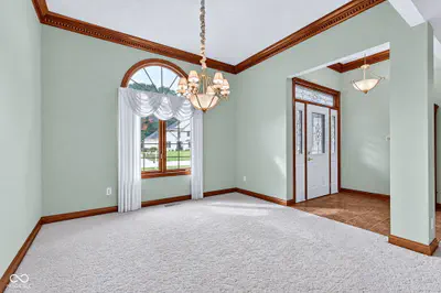 710 Willow Pointe South Drive, Plainfield - 12