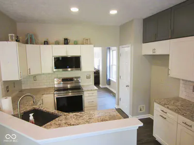 10543 Greenway Drive, Fishers - 8