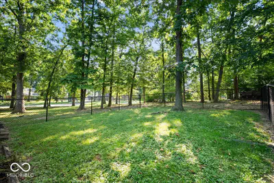 3941 Meridee Drive, Indianapolis - 27