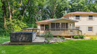 226 Saddlebrook Drive, Zionsville - 14