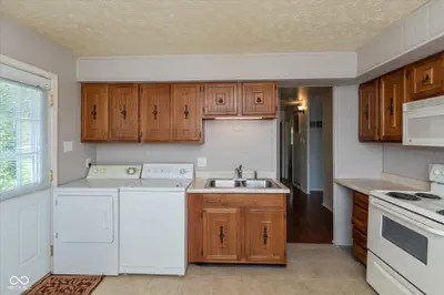 498 Northgate Drive, Greenwood - 6