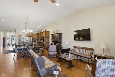 4111 Melbourne Drive, Columbus - 13