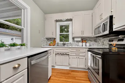 2121 71st Street, Indianapolis - 8