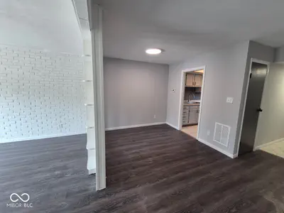 7411 Country Brook Drive, Indianapolis - 4