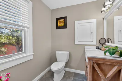 20 Woodland Drive, Indianapolis - 35