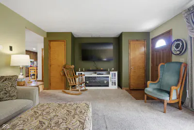1170 W Base Road, North Vernon - 10