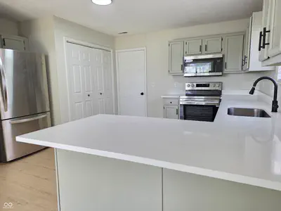 243 Lakemoore Street, Brownsburg - 4