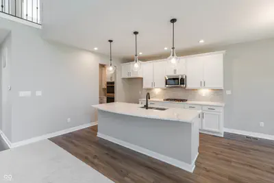 9558 Hemingway Drive, Indianapolis - 6