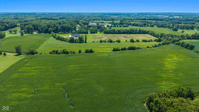6305 Travis Road, Bargersville - 6