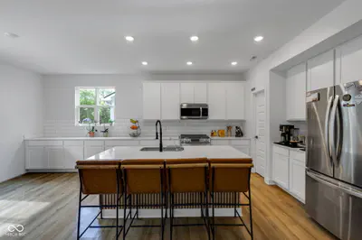 19490 Honeylocust Glen, Noblesville - 17