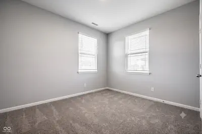 6061 Granby Drive, Whitestown - 25