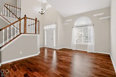 1486 Derbyshire Drive, Greenwood - 3
