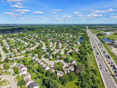 6677 Wimbledon Drive, Zionsville - 33