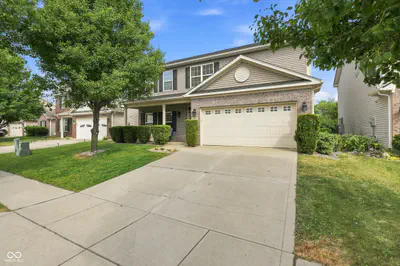 10662 Landsbrook Run N, Noblesville - 44