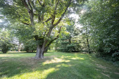 111 Abner Creek Parkway, Avon - 32