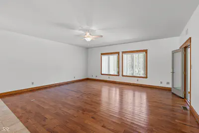 505 Kelly Drive, Brownstown - 9
