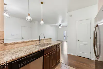 2121 Grenville Street, Carmel - 17