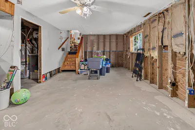625 Woods Crossing Drive, Indianapolis - 38