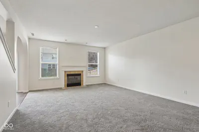 5779 Blue Sky Drive, Whitestown - 14
