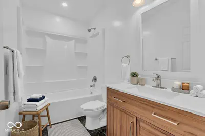 9105 Washington Boulevard, Indianapolis - 35