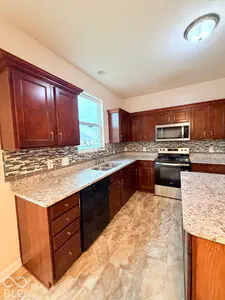 2013 Creekstone Drive, Columbus - 11