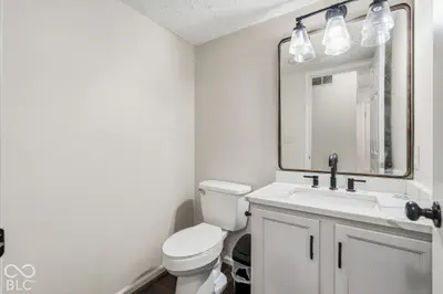 1881 Wynnewood Lane, Avon - 24