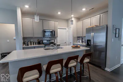 6432 Yuma, Whitestown - 5