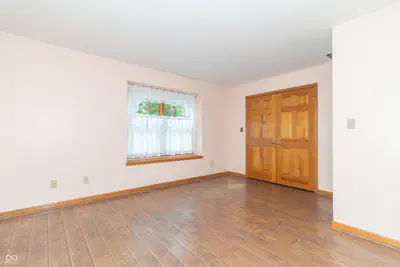 2460 Hickory Boulevard, Greenfield - 44
