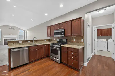 13839 Rue Charlot Lane, McCordsville - 19