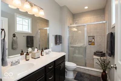9170 Hedley Way E, Avon - 49