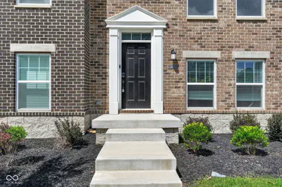 13823 Gatsby Drive, Fishers - 3