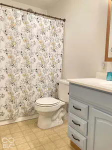316 Oakridge, North Vernon - 9