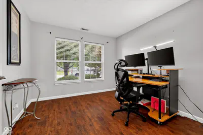 5882 Independence Avenue, Indianapolis - 18