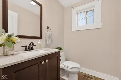 154 11th Street, Noblesville - 16