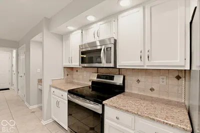 9308 Spring Forest Drive, Indianapolis - 16
