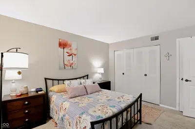 8158 Shorewalk Drive, Indianapolis - 26