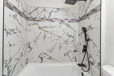 5924 Allisonville, Indianapolis - 42