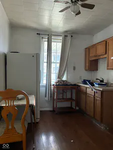135 Wabash, Peru - 25