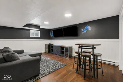 7974 Cobblesprings Drive, Avon - 37