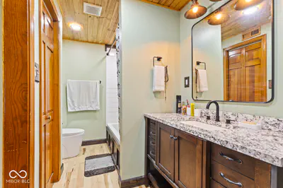 621 Poplar Street, Seymour - 37
