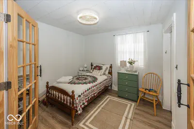 10025 County Road 450 Road, Shirley - 18